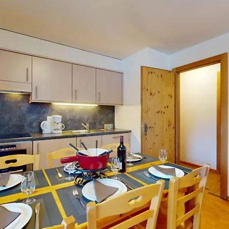 Pracondu 1 305 - Outdoor & Fun 6 Pers